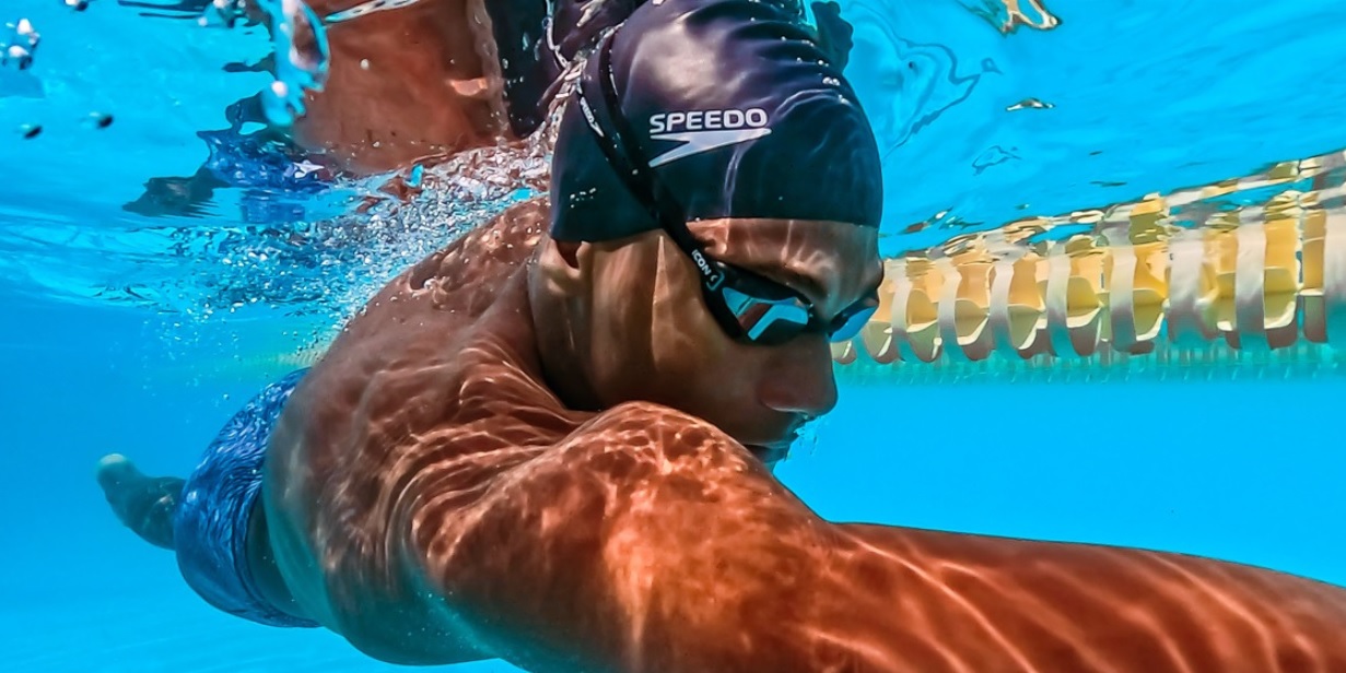 speedo fecha patrocínio a kauã carvalho, considerado um fenômeno da natação nacional