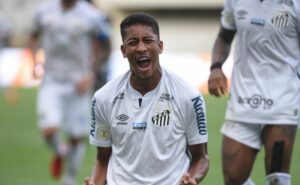 bruno marques e mais um são inscritos pelo santos para mata mata do paulistão