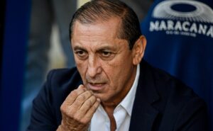 após garantir vasco na final, ramón díaz volta atrás e assume culpa por eliminação: “quero pedir desculpas”