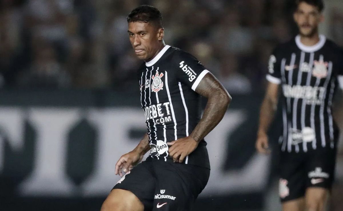 paulinho revela redução salarial e responde sobre renovação com o corinthians: "já fui claro sobre o que eu quero"
