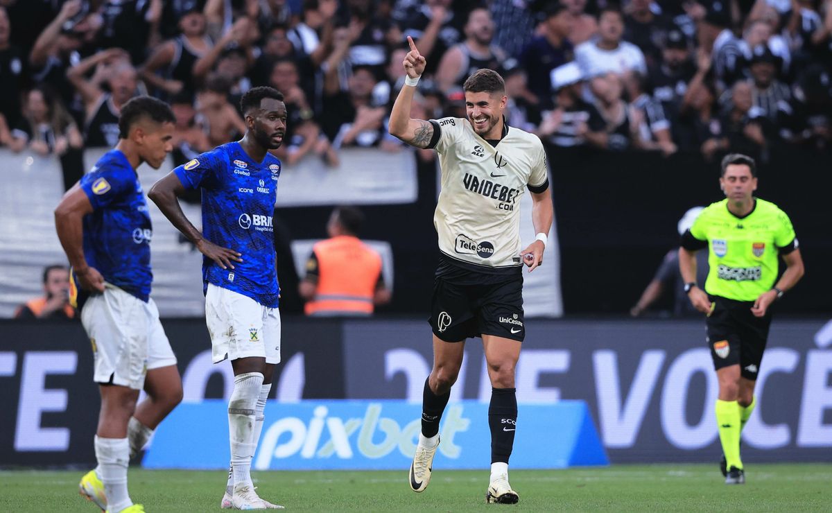isso é corinthians: pedro raul faz gol da vitória e fiel vive déjà vu com róger guedes