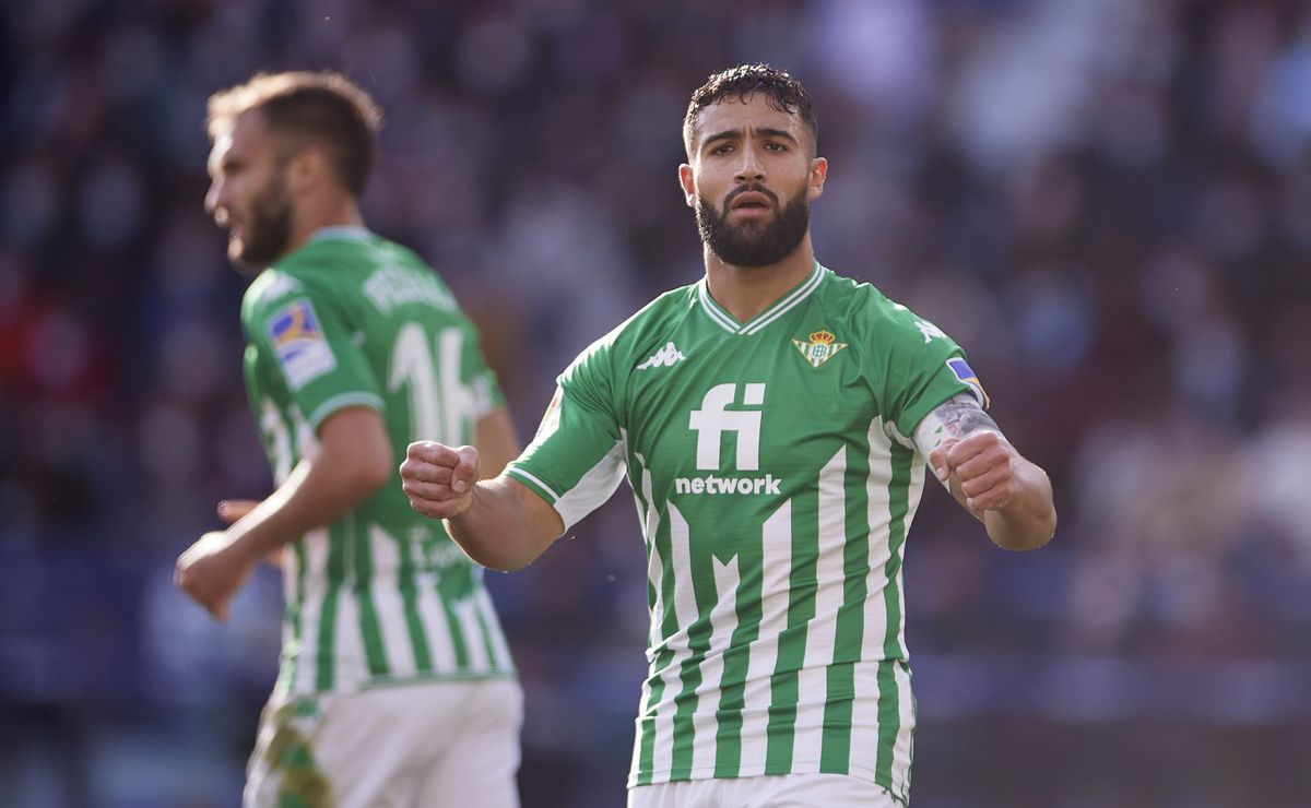 r$ 81 milhões: flamengo tem interesse em fekir, mas atleta pode parar no galatasaray 