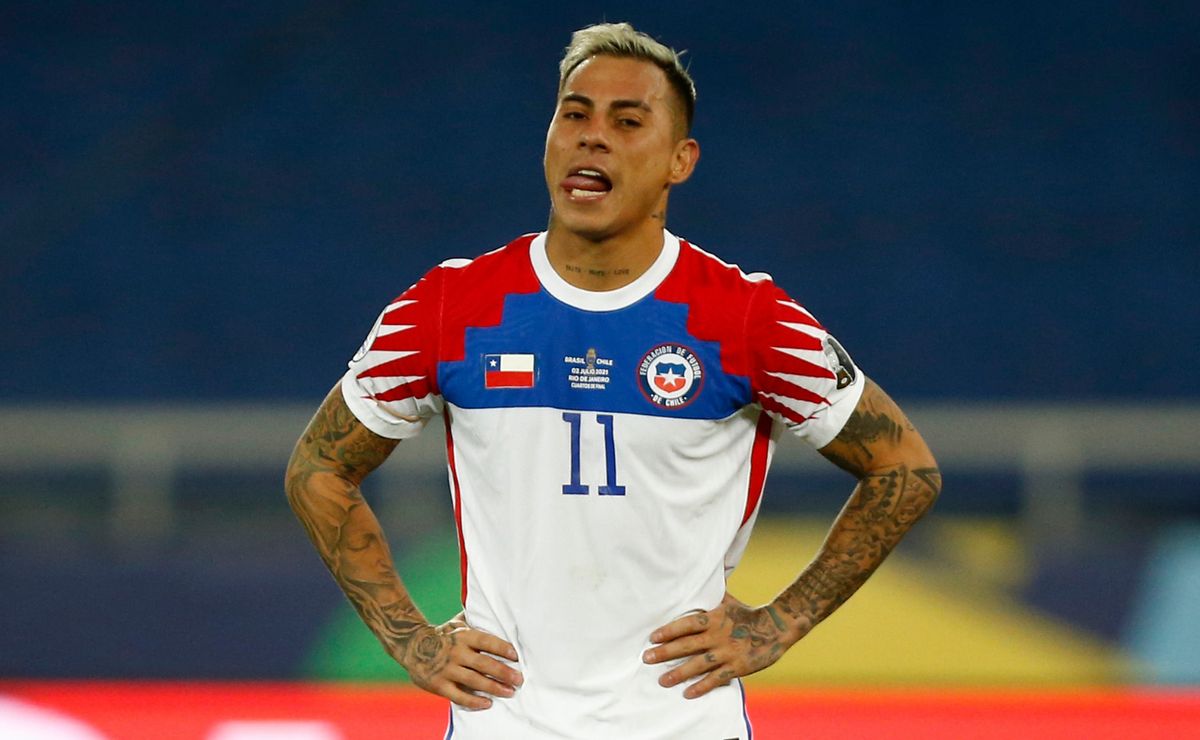 sem atuar no atlético, vargas é convocado pela seleção do chile para amistosos