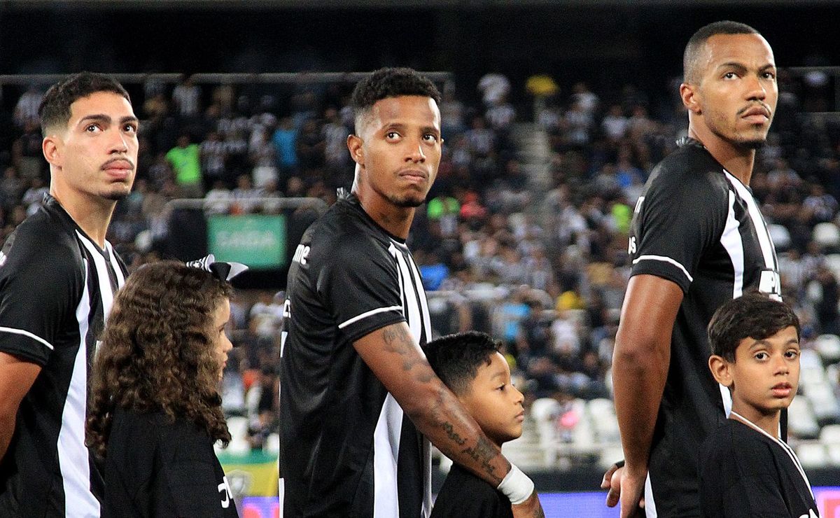 vasco faz proposta de empréstimo por titular do botafogo até dezembro