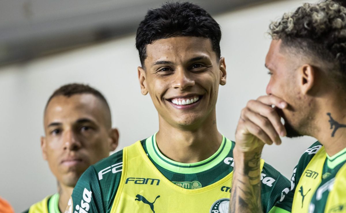 o motivo que fez corinthians vetar richard ríos e entregar ao palmeiras