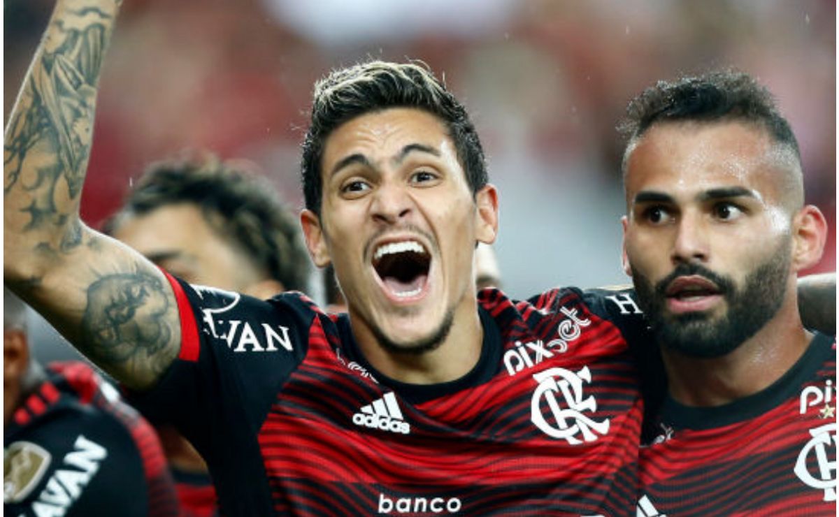 rivais do flamengo têm reações diferentes ao pegar o rubro negro na libertadores
