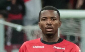 cacá não é regularizado e desfalca o corinthians contra o são bernardo