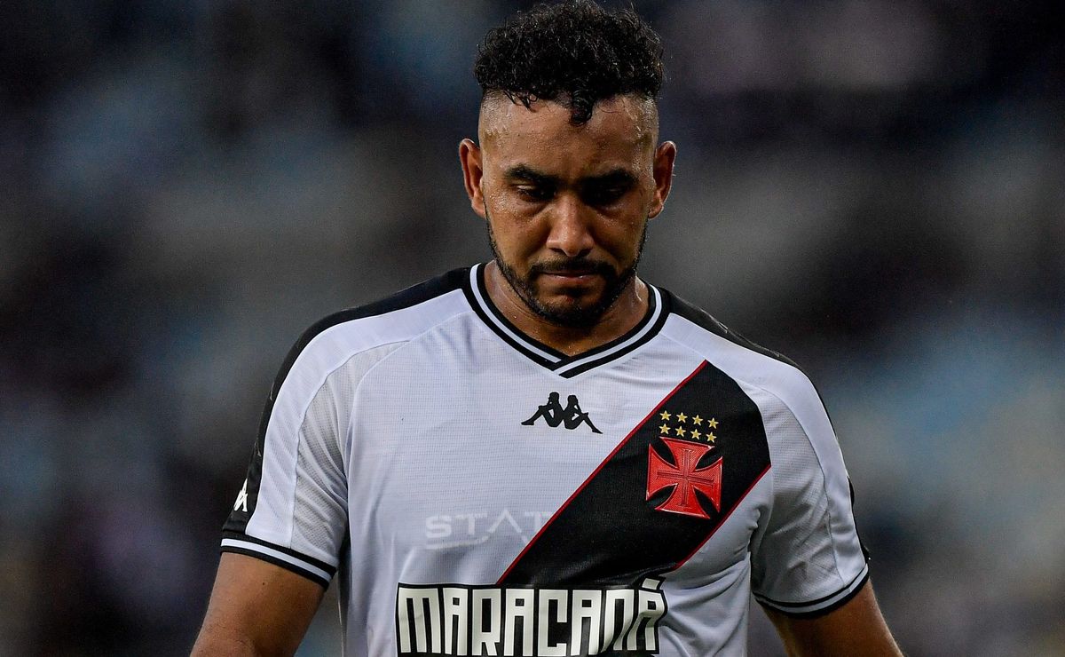 jogador assina com atlético mg e não irá jogar no vasco com payet