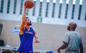 mais um brasileiro na nba: mãozinha assina contrato com os grizzlies