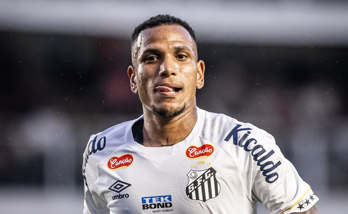 otero exalta atuação individual no santos e revela preferência pela vila belmiro: “precisa fazer parte disso”