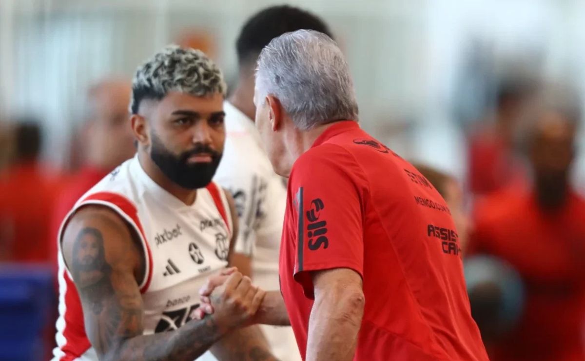 após suspensão de gabigol, zico, ídolo do flamengo, oferece ajuda para evitar que jogador fique sem treinar