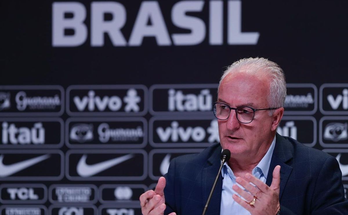 dorival surpreende, e convoca ex jogador do grêmio para o lugar de casemiro na seleção brasileira