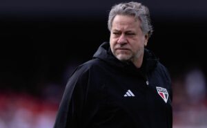 casares não esquece dorival e critica cbf por querer profissionais do são paulo