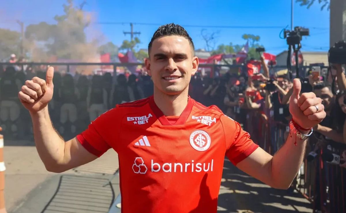 internacional divulga lista de inscritos para a sul americana; gabriel e de pena ficam de fora