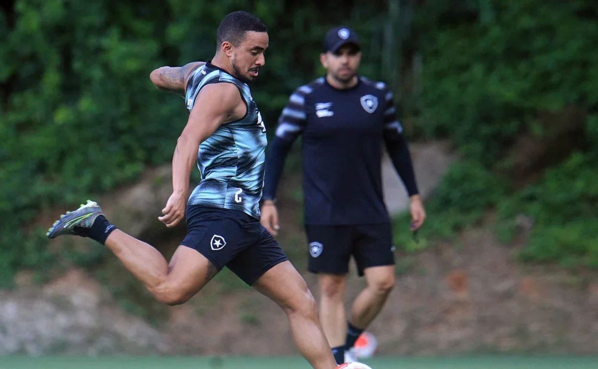 rafael retorna aos gramados após oito meses e faz assistência em goleada do botafogo contra o boa vista