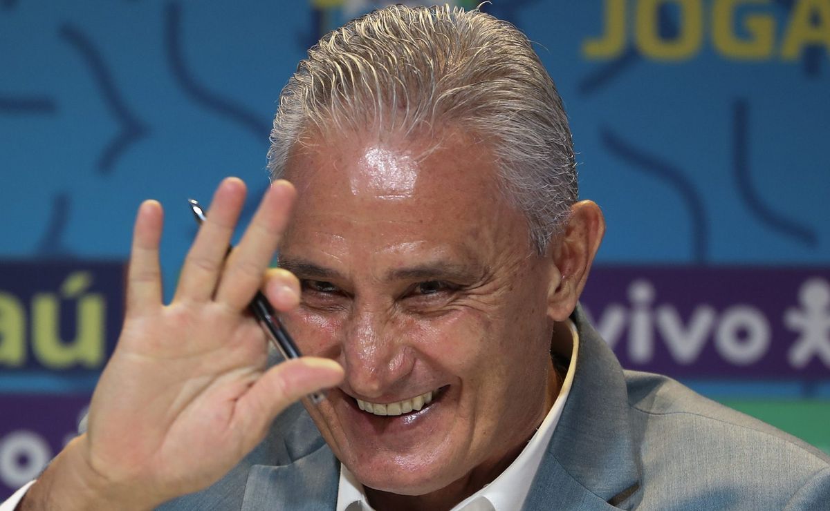 flamengo decide fazer mais uma contratação e aprova novo camisa 10 após pedido de tite