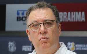 marcelo teixeira tem até o dia 30 para quitar dívida do santos, evitando 'transfer ban'