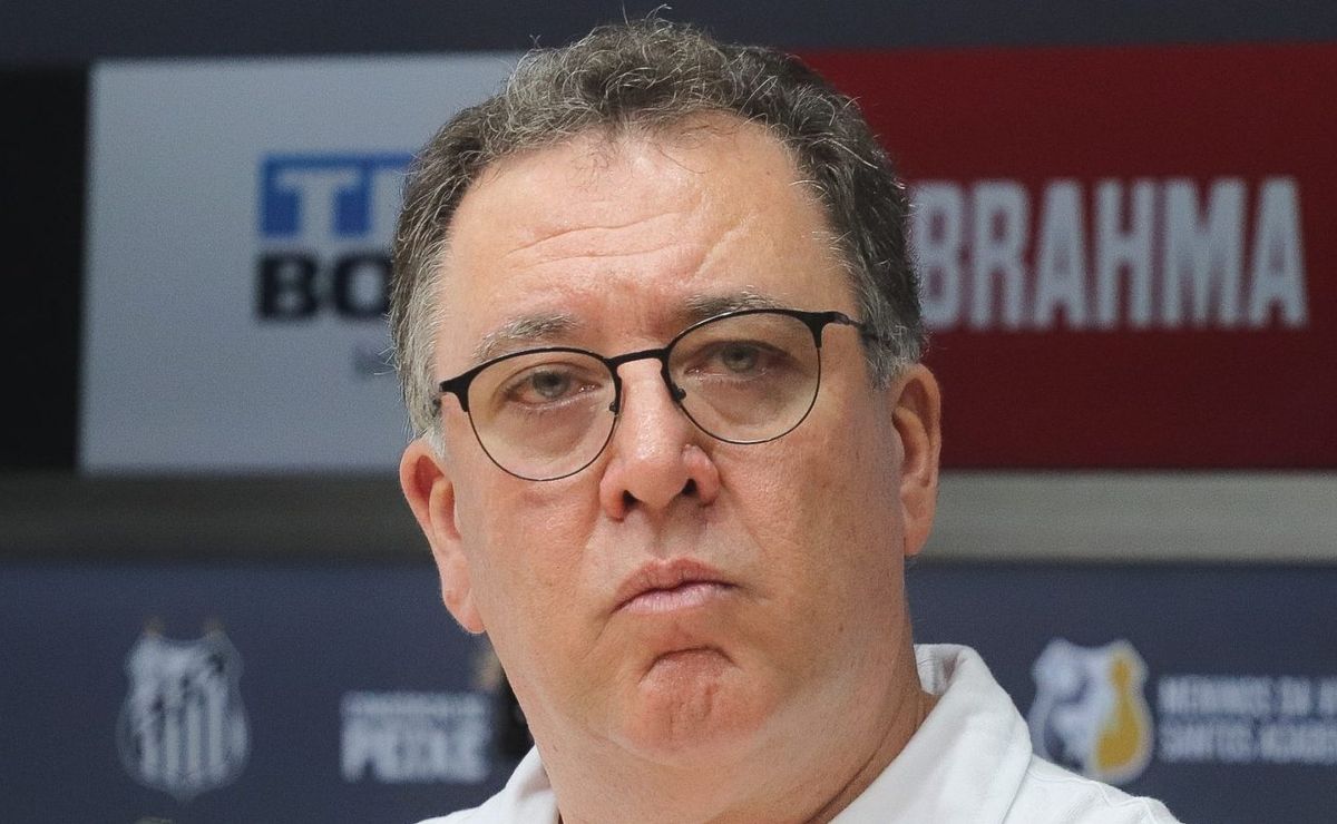 marcelo teixeira tem até o dia 30 para quitar dívida do santos, evitando 'transfer ban'