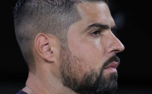 antónio oliveira aprova limpa no elenco e 4 jogadores treinam separados no corinthians