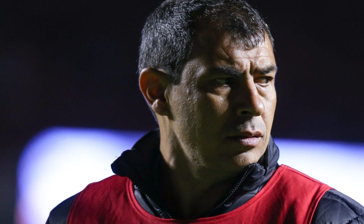 r$ 13,4 milhões: são paulo tem interesse em lateral que pertence ao santos de carille