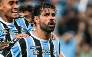 diego costa faz negociação por centroavante ser cancelada no grêmio