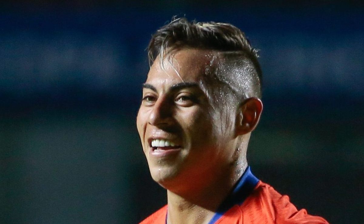 eduardo vargas é oferecido ao grêmio e situação tem definição rápida nos bastidores