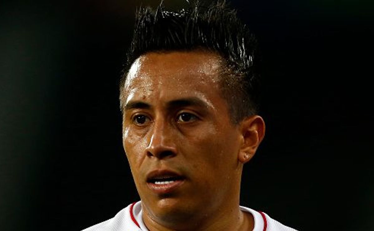 r$ 20 milhões: dívida por cueva faz santos tomar decisão no mercado da bola