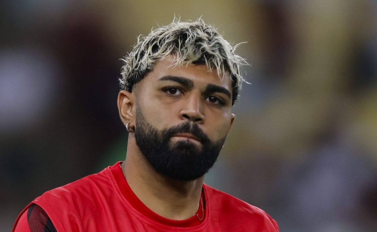 pedido de gabigol para assinar chega ao corinthians; timão é o único time que mantém contato