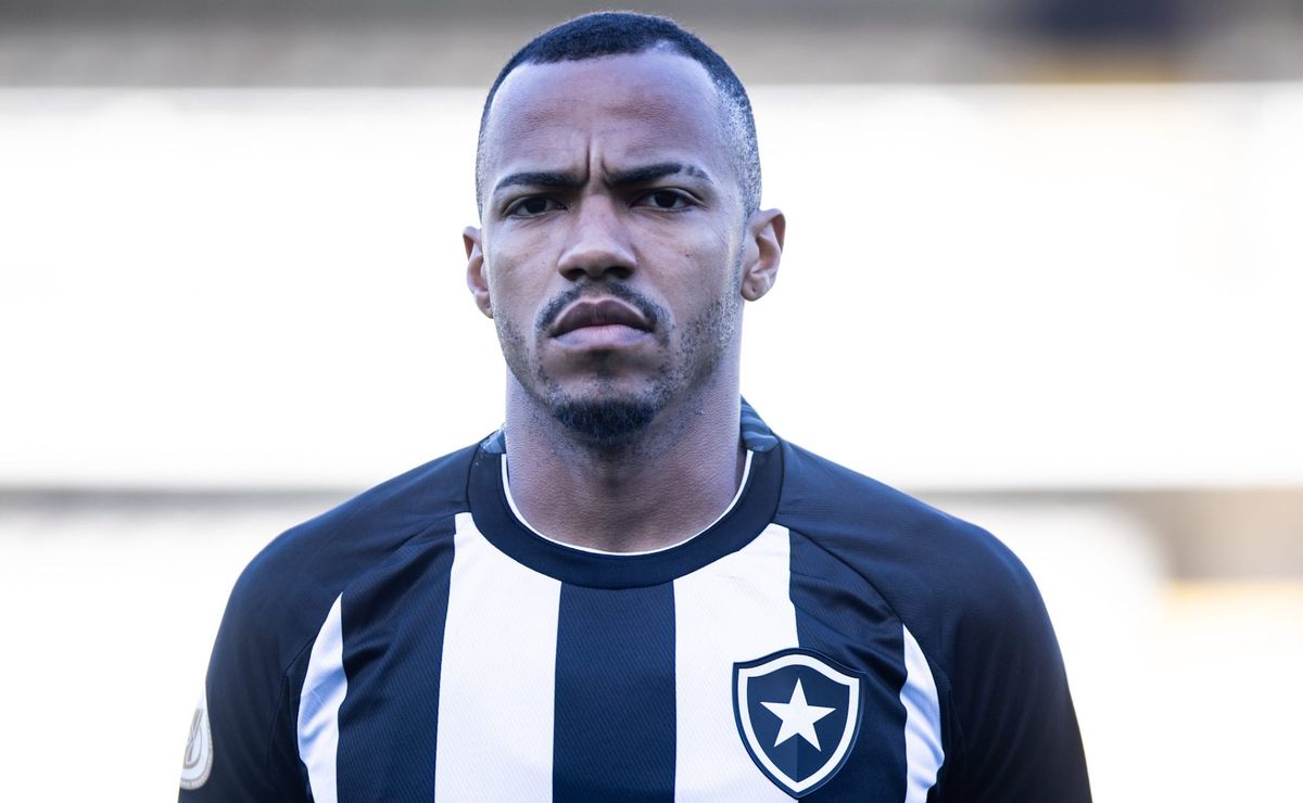 marlon freitas se decide entre botafogo e vasco; moldes da negociação já foram estabelecidos