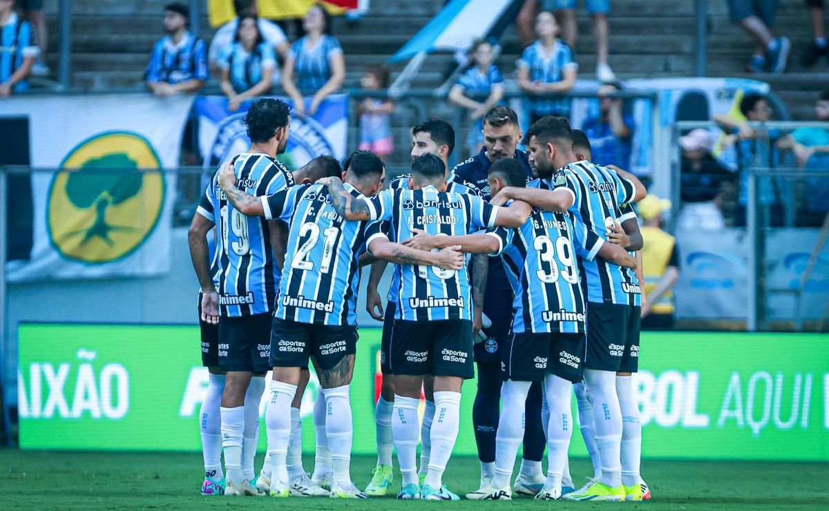 jogadores do grêmio são denunciados pelo tjd e condenação pode gerar multa