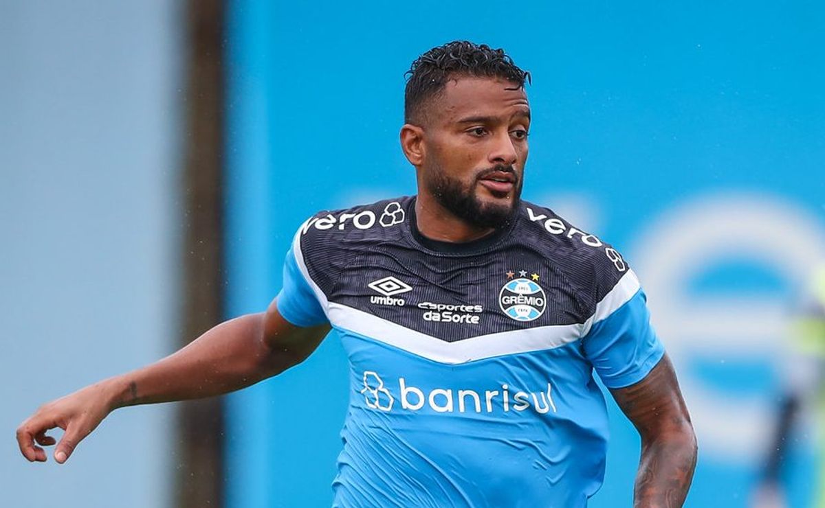 cirurgia de reinaldo não está descartada e grêmio coloca prazo crucial para decisão