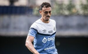 de olho em pituca? abel ferreira rasga elogios ao jogador santista e carille responde: "deixa aqui"