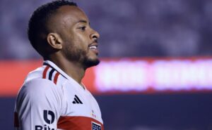 r$ 600 mil: botafogo já sabe salário para contratar welington, lateral esquerdo do são paulo