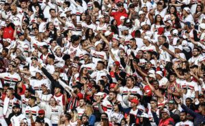 são paulo é líder do ranking das melhores médias de público do futebol brasileiro 202; veja lista