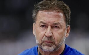 augusto melo se manifesta pela 1ª vez sobre saída de matías rojas do corinthians