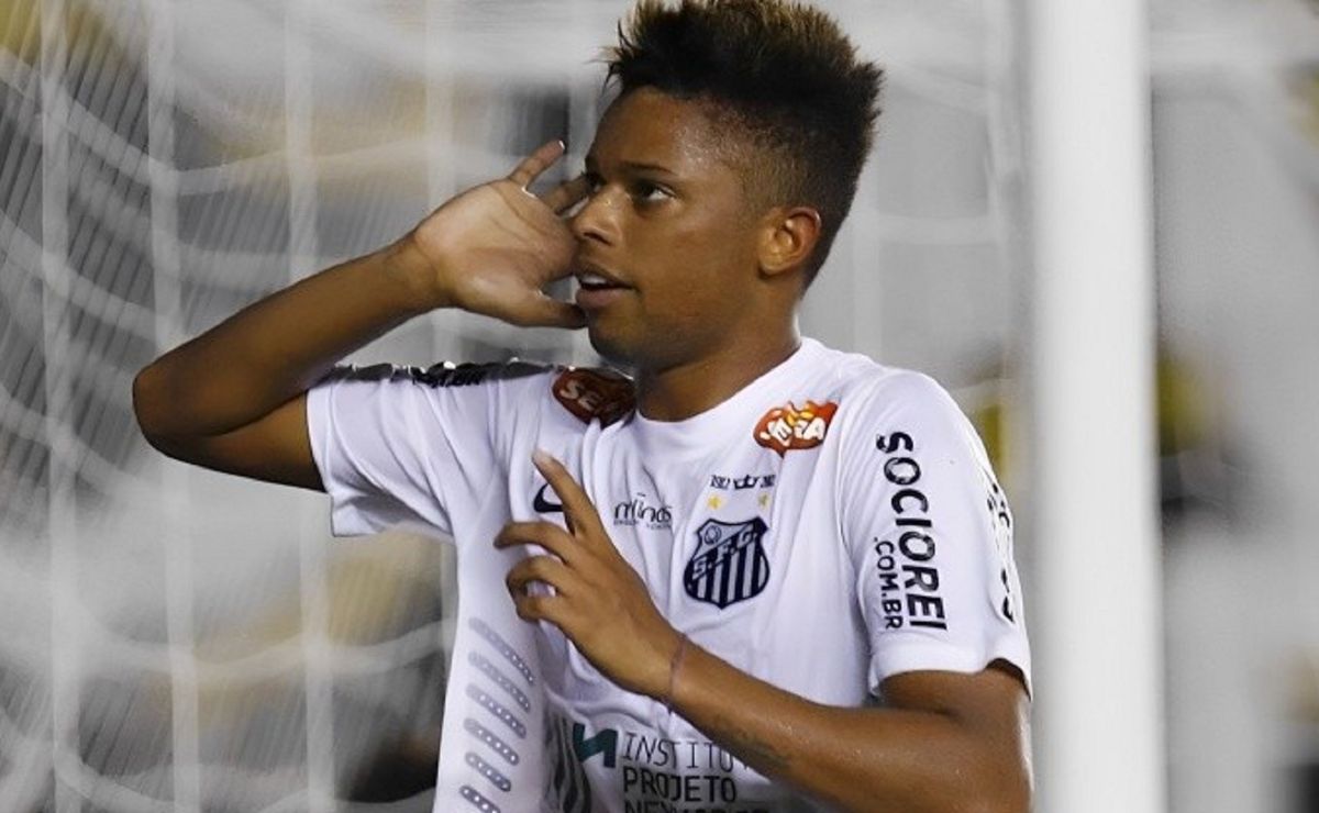 lembra dele? andré, ex santos, é apresentado no américa rj