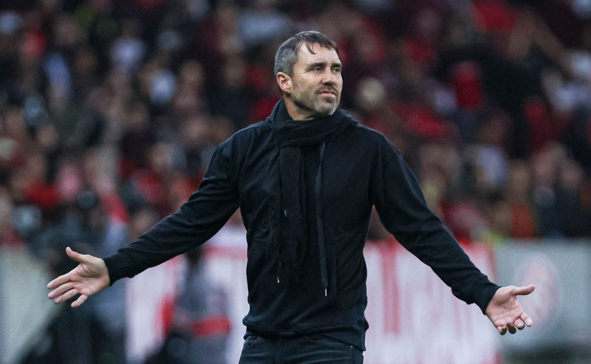 opinião: com início promissor, internacional de eduardo coudet é favorito na sul americana 2024