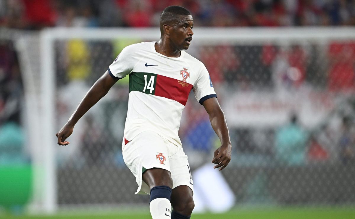 conheça william carvalho, volante do real betis e de interesse do flamengo que ganhou a eurocopa