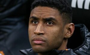 r$ 107,5 milhões: tetê decide se vai jogar no vasco