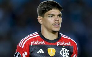 ayrton lucas não é o único e +4 desfalques podem acontecer no flamengo