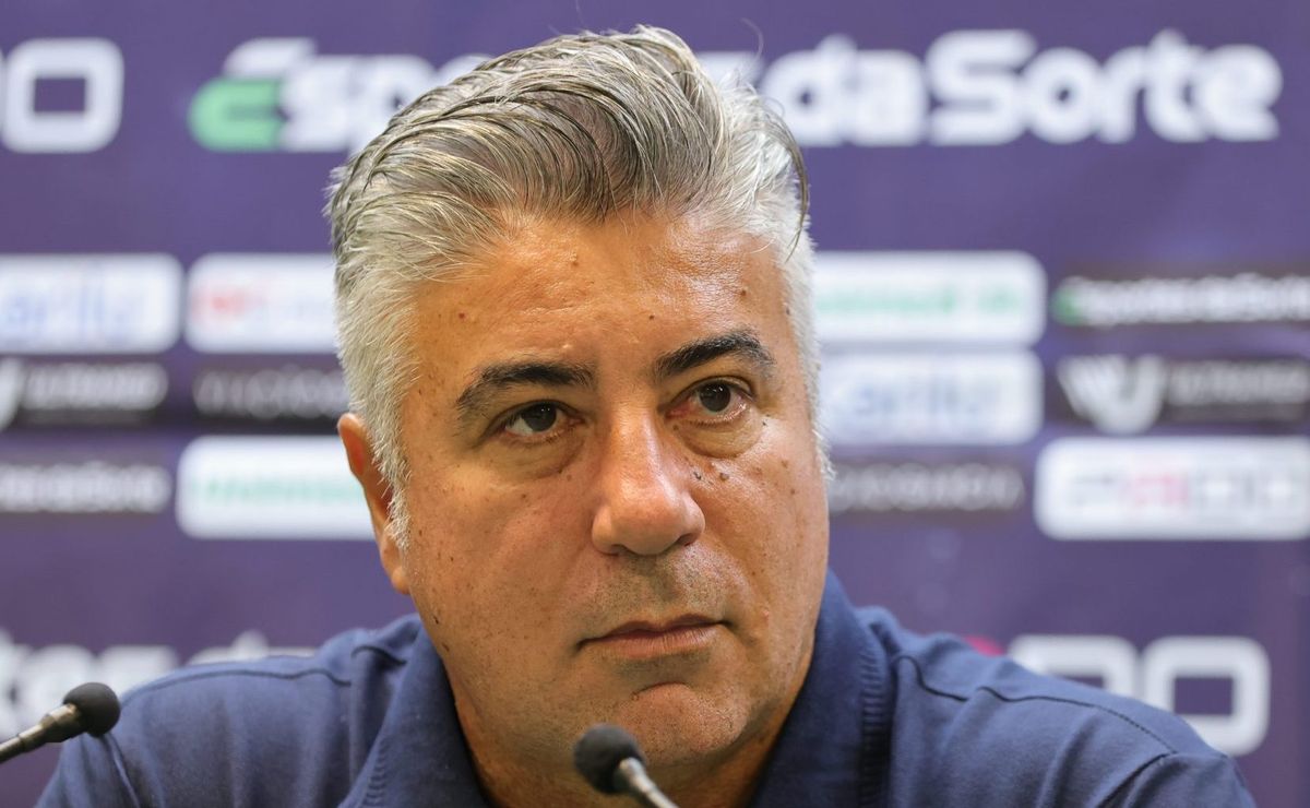 menino da vila não irá vestir mais a camisa do santos e será vendido por alexandre gallo