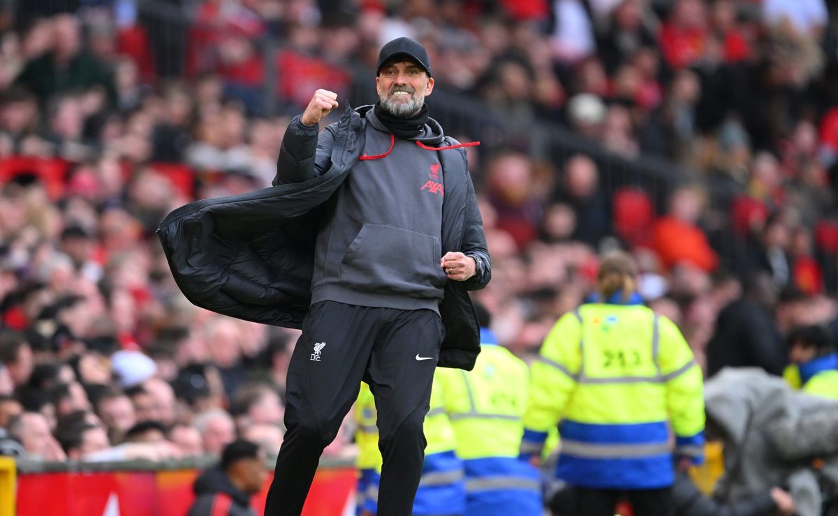 arsenal, liverpool e city lutam pela taça restando 9 rodadas para premier league