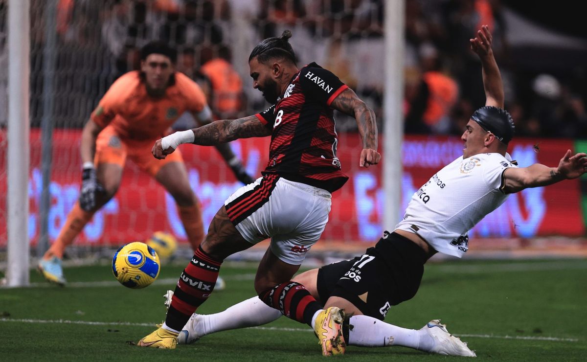 corinthians exige r$ 345 milhões para assinar contrato: “quer ganhar o mesmo que o flamengo”