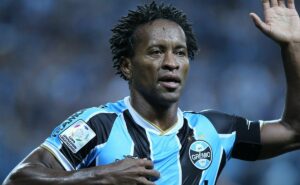 zé roberto é sincero sobre fracasso em 2006: 'muitos tiraram o pé antes para não machucar'