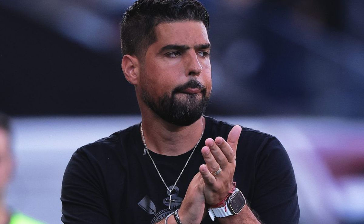 antónio oliveira tem time titular do corinthians para a sul americana; veja a escalação