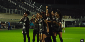 protestos no brasileirão feminino derrubam kleiton lima no santos, que segue endossando ex técnico