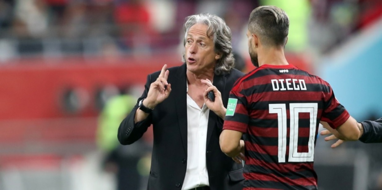 jogo a jogo: uma estratégia inteligente frente a um cenário de competições simultâneas