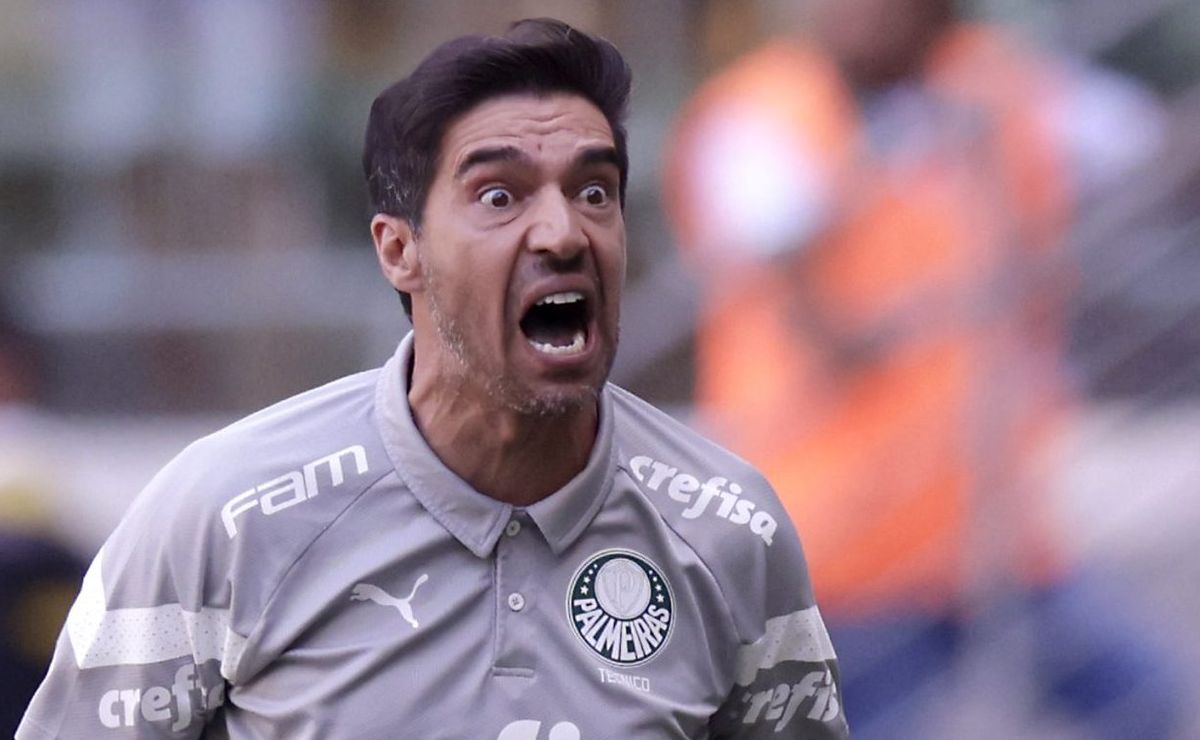 ficou com inveja! abel ferreira dá declaração sobre o gramado da neo química arena e rasga elogios: “o melhor”