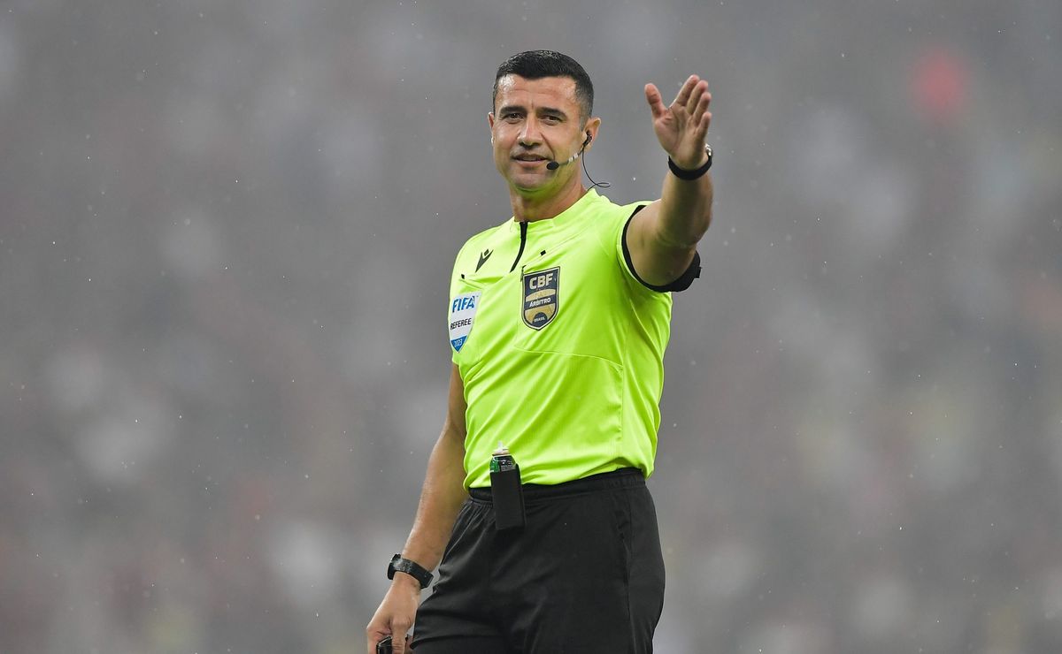grêmio decide mandar ofício para cbf por conta da arbitragem de bráulio da silva machado