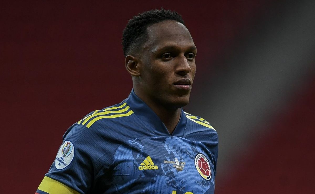 yerry mina toma decisão sobre jogar no grêmio em 2024 após especulações